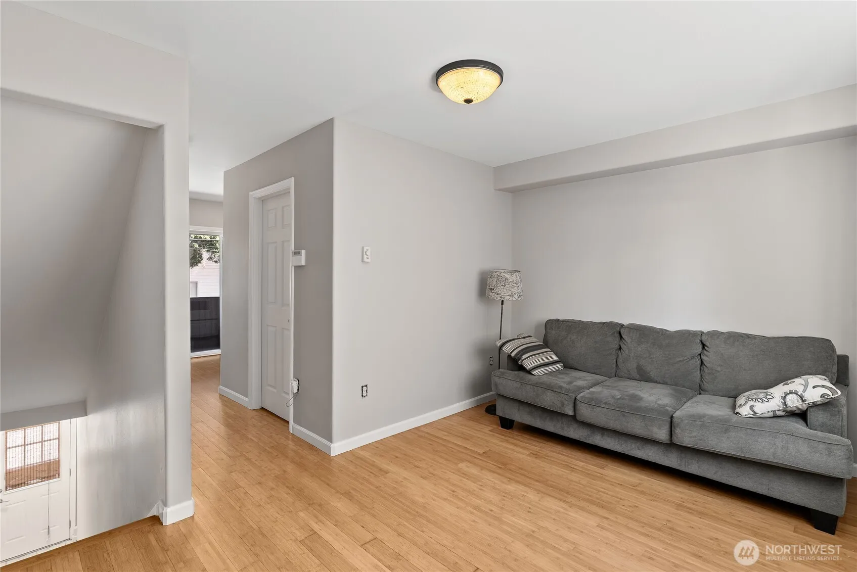 Property photo for 7703 11 Avenue Sw, Seattle photo 4