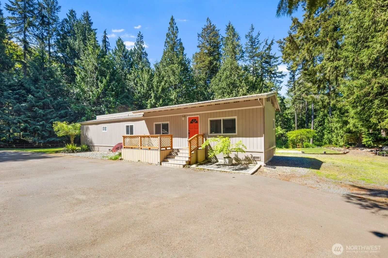 Property photo for 14510 S Lake Crapapple Road, Marysville