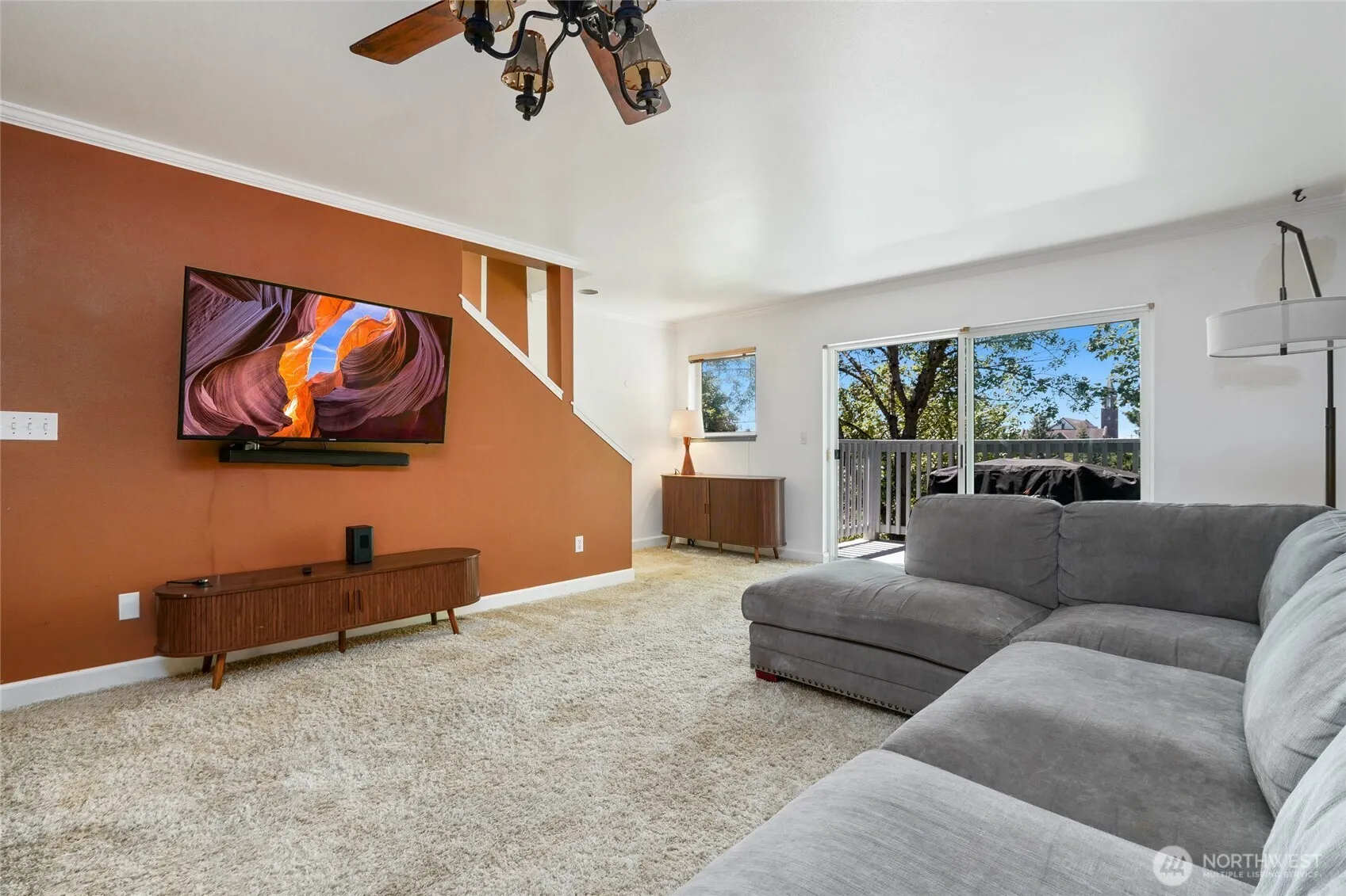 Property photo for 501 23rd Avenue S #c3, Seattle photo 4