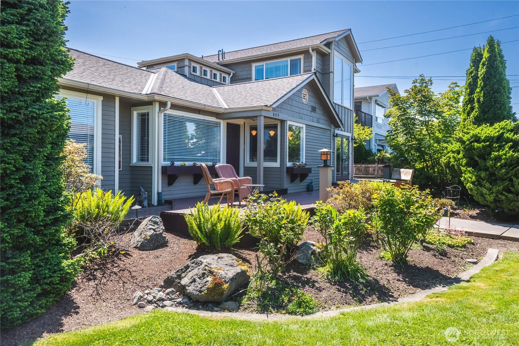 Property photo for 809 33rd Street, Anacortes photo 4