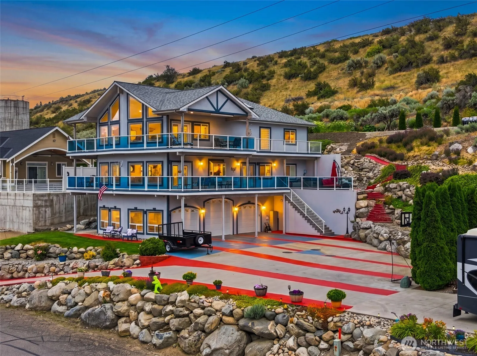 Property photo for 380 Entiat Place, Orondo
