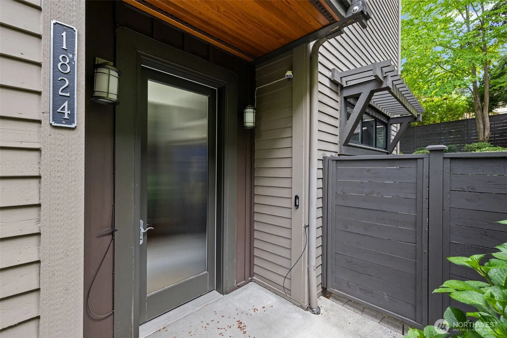 Property photo for 1824 Market Street, Kirkland photo 3