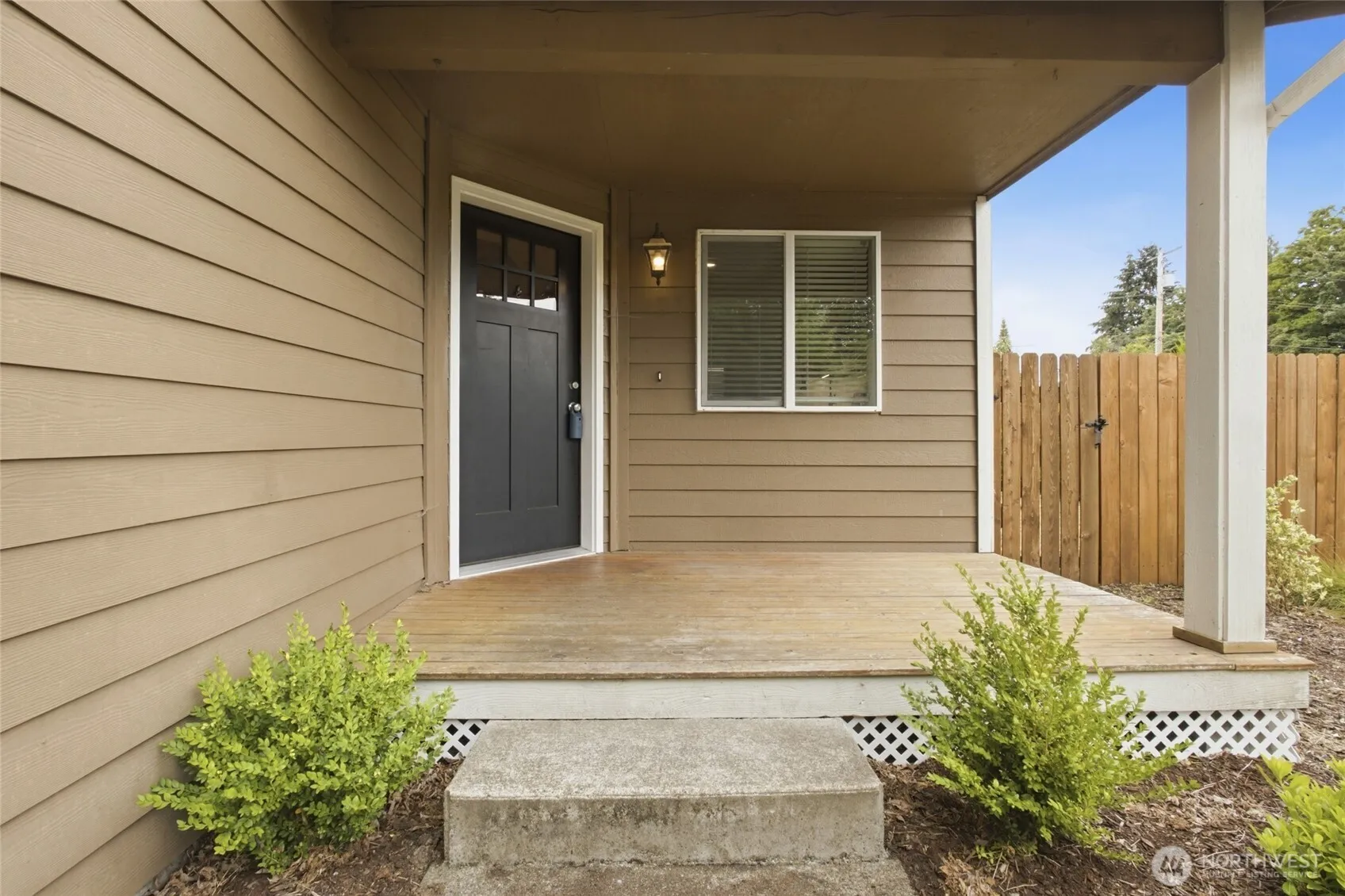 Property photo for 1416 Creekwood Court Se, Olympia photo 3