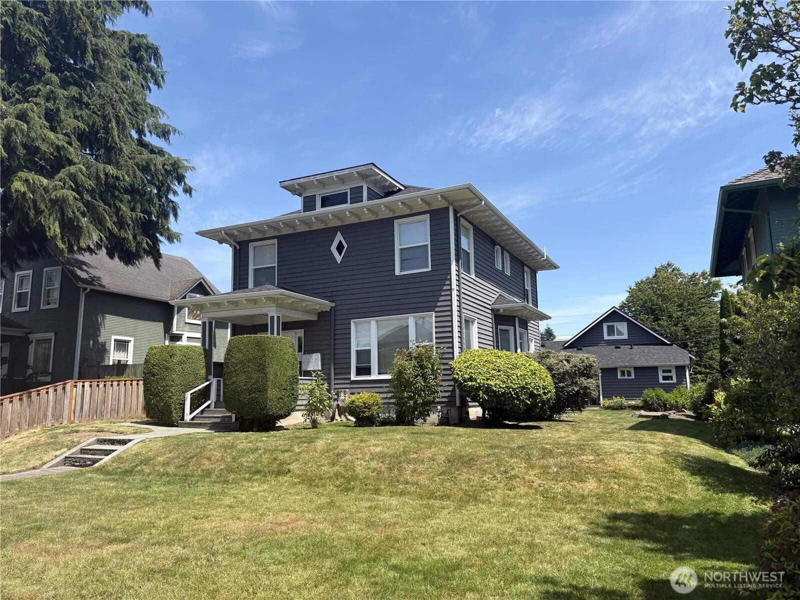 Property photo for 2519 Baker Avenue, Everett
