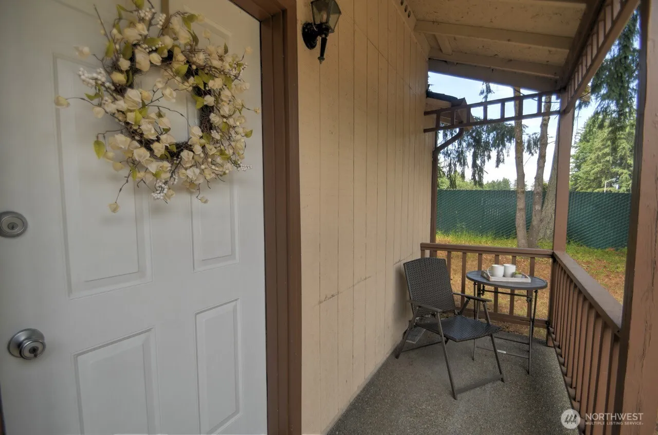 Property photo for 571 Malibu Drive Se, Lacey photo 2