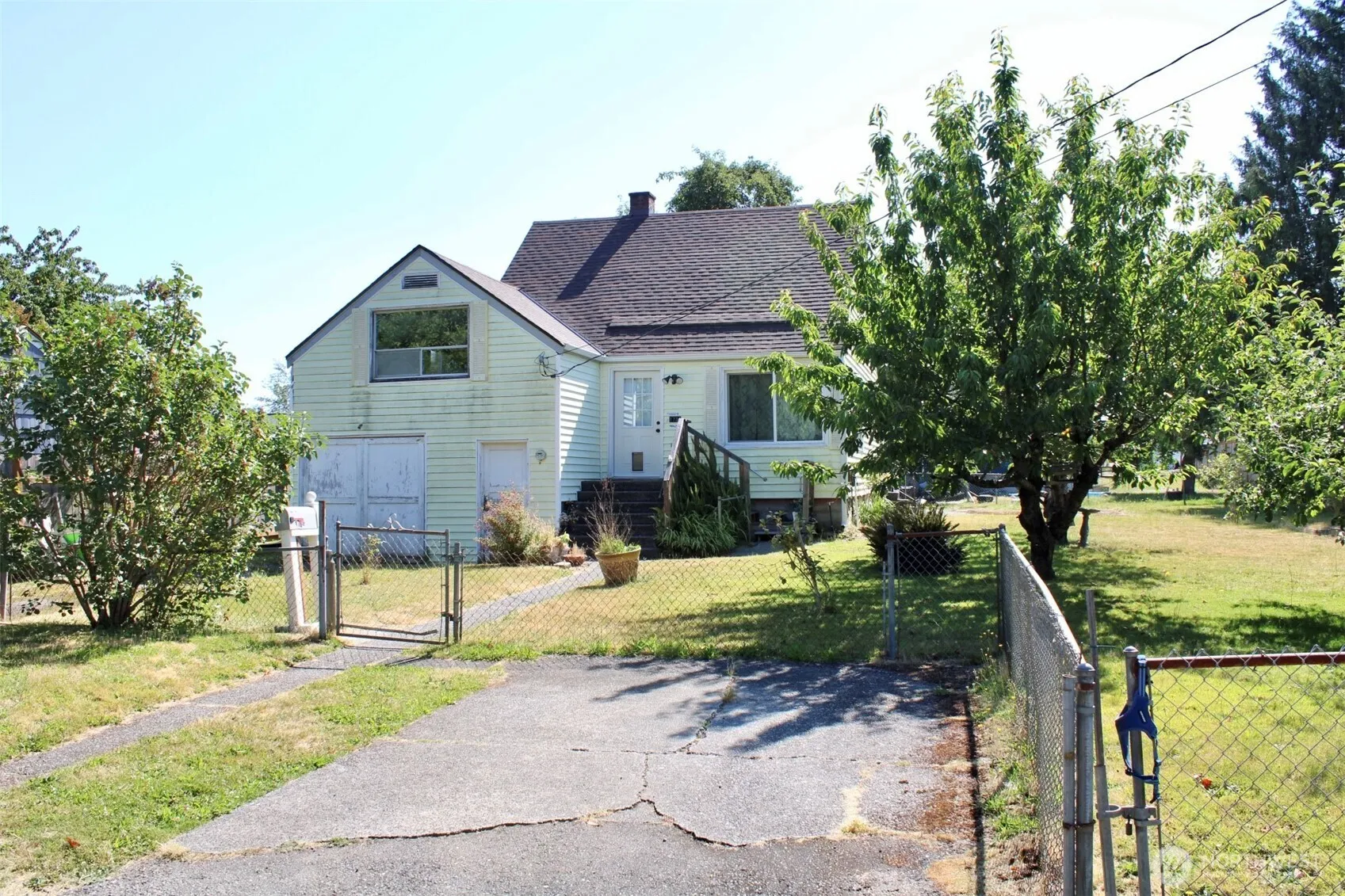 Property photo for 1734 Snyder Avenue, Bremerton