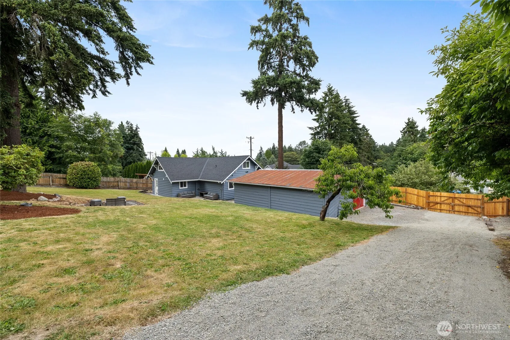 Property photo for 5606 Vickery Avenue E, Tacoma photo 2