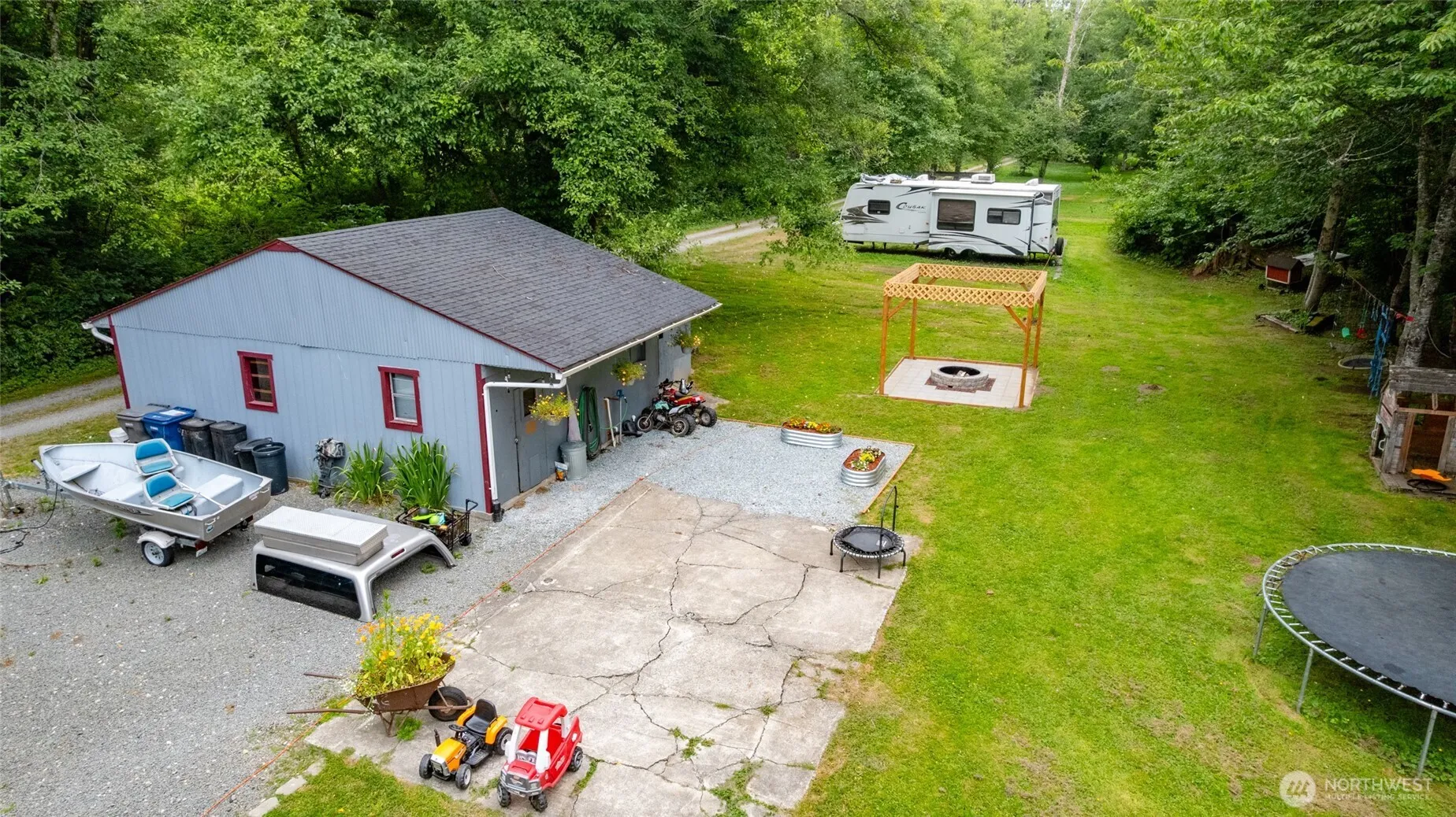 Property photo for 4059 Old Hwy 99 North Road, Burlington photo 3