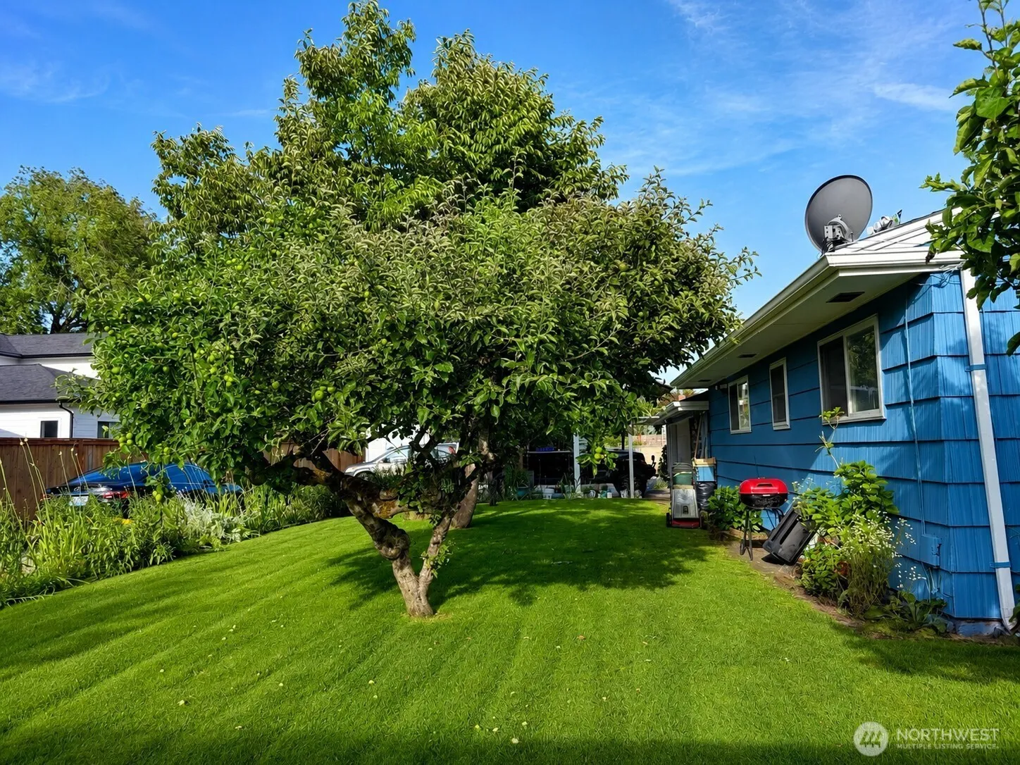 Property photo for 1323 S Violet Meadow Street S, Tacoma photo 4