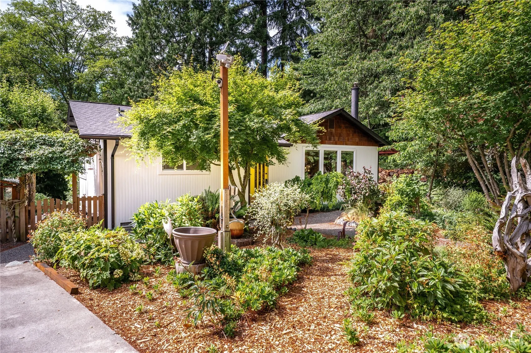 Property photo for 18104 76th Avenue W, Edmonds photo 2