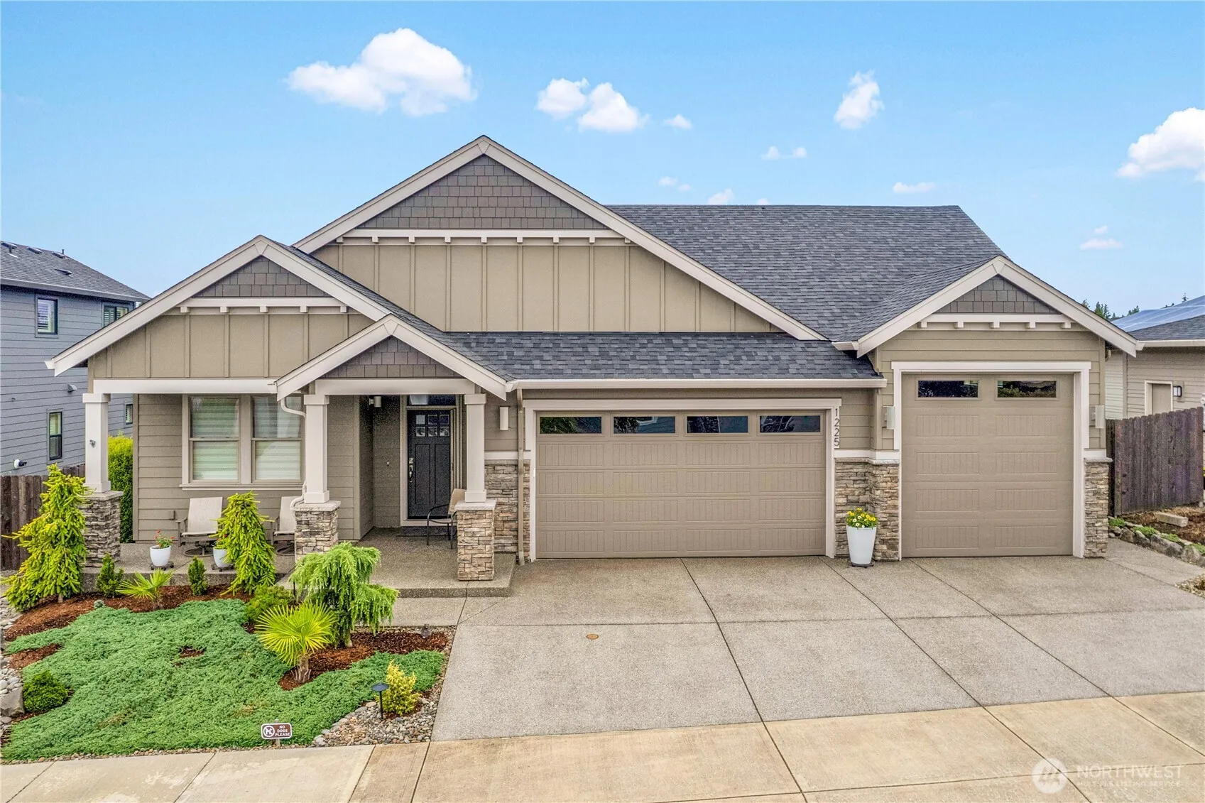 Property photo for 1225 S 44th Ave, Ridgefield