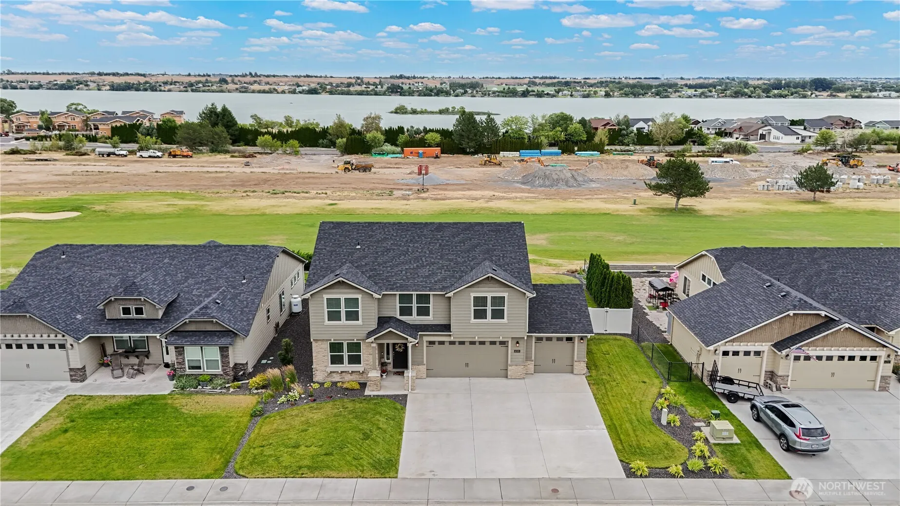 Property photo for 4309 Hedman Court Ne, Moses Lake photo 2