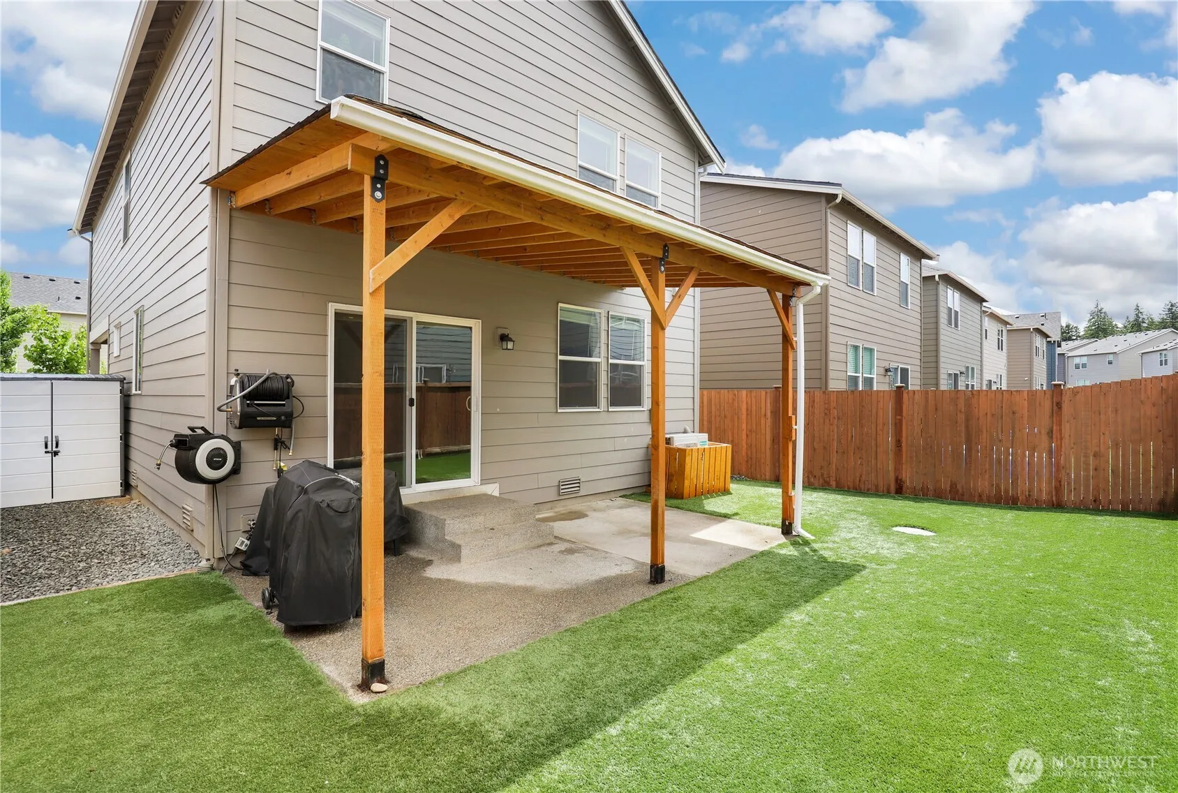 Property photo for 18708 Emmons Court E, Puyallup photo 2