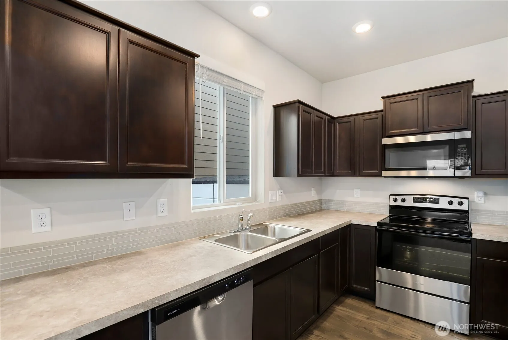 Property photo for 18708 Emmons Court E, Puyallup photo 5
