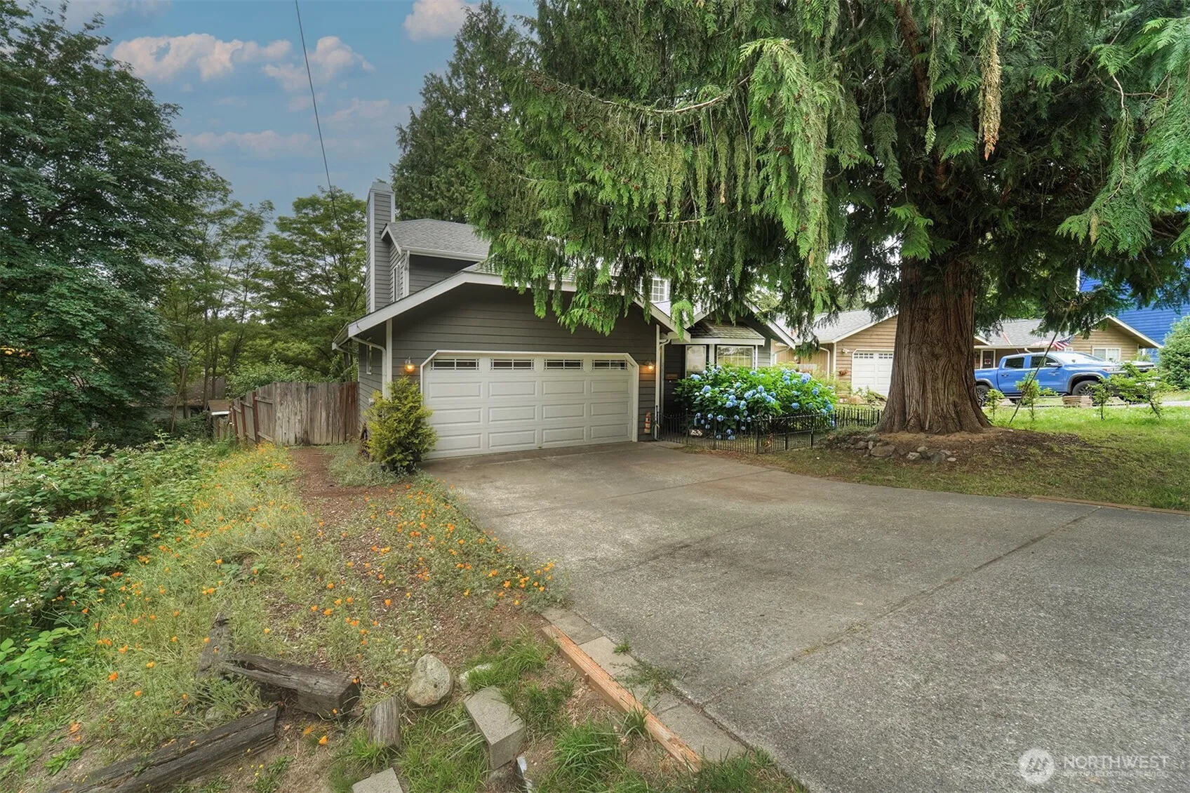 Property photo for 22035 Sea Vista Ne, Poulsbo photo 4