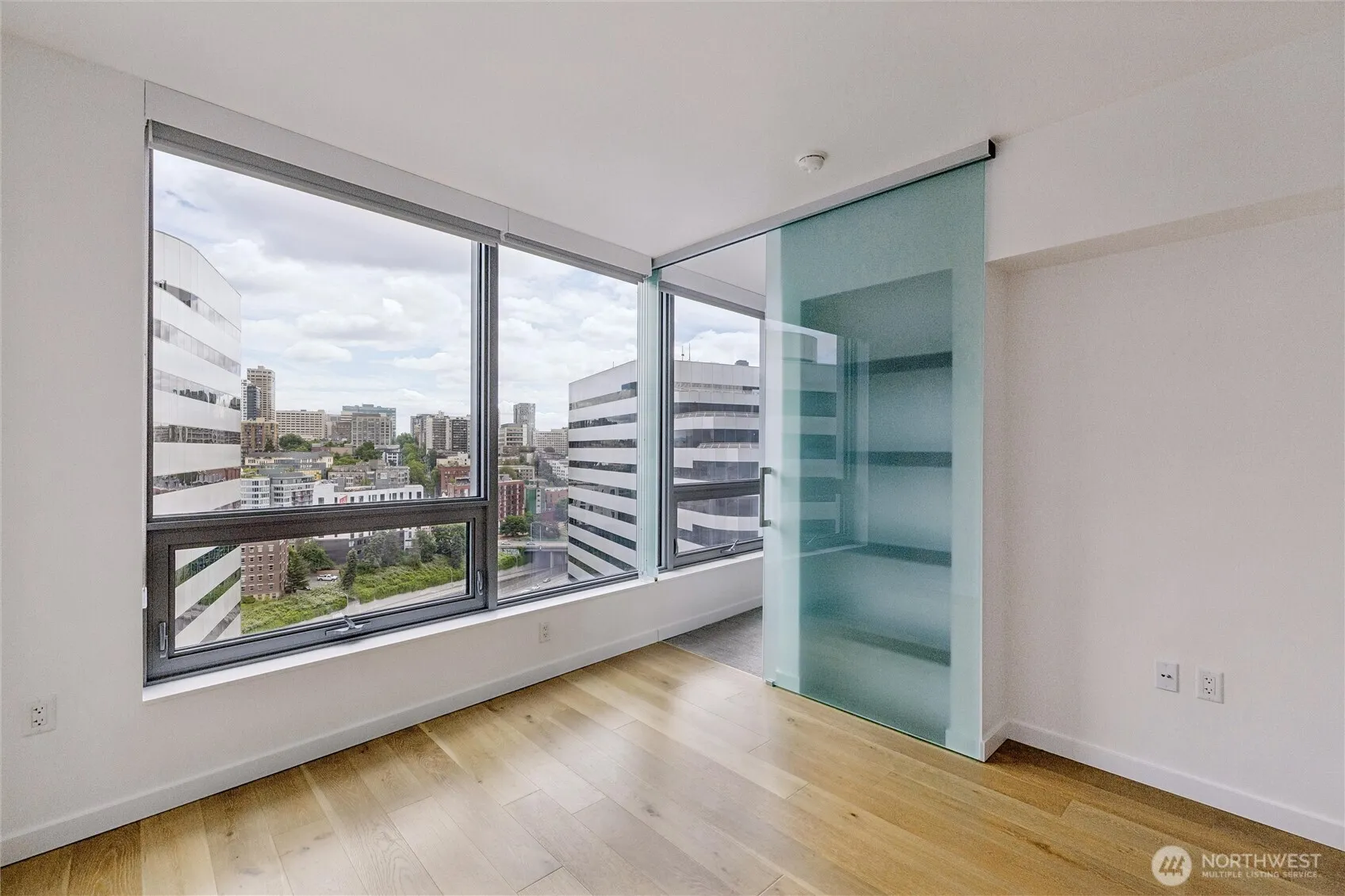 Property photo for 1808 Minor Avenue #2213, Seattle photo 3