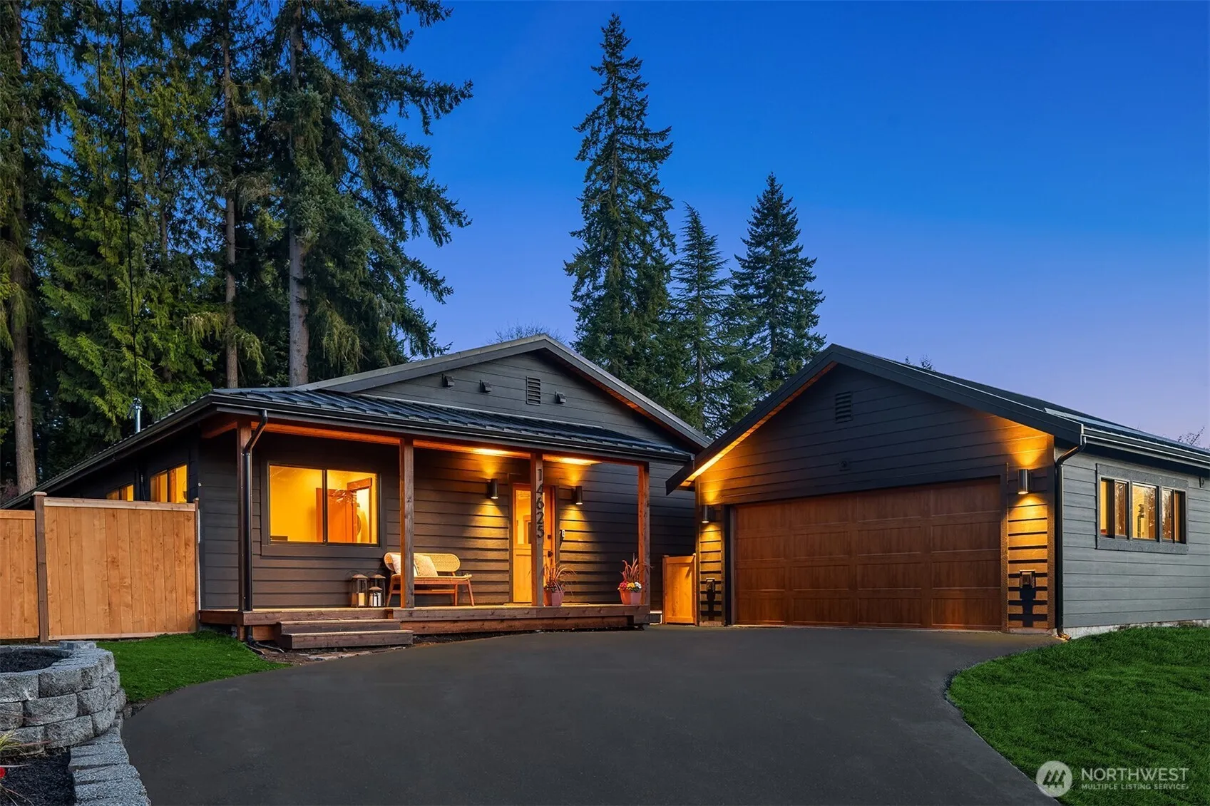 Property photo for 14625 Se 14th Street, Bellevue