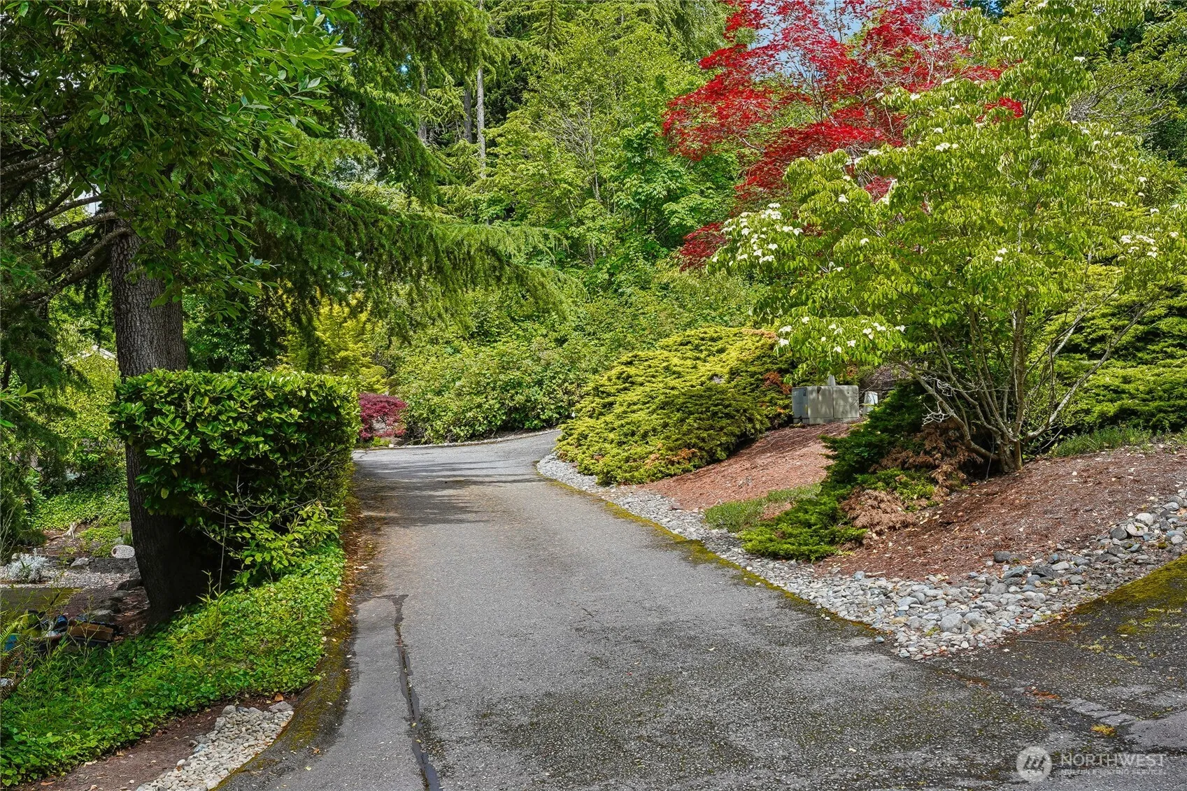 Property photo for 8114 W Mercer Way, Mercer Island photo 5