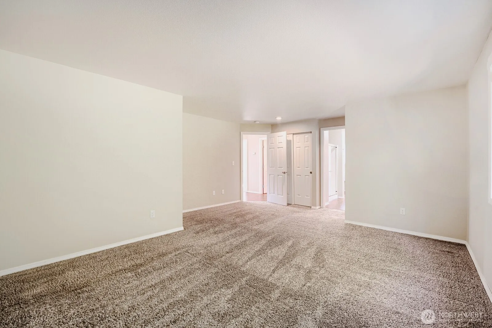 Property photo for 9410 62nd Avenue Ct E, Puyallup photo 4