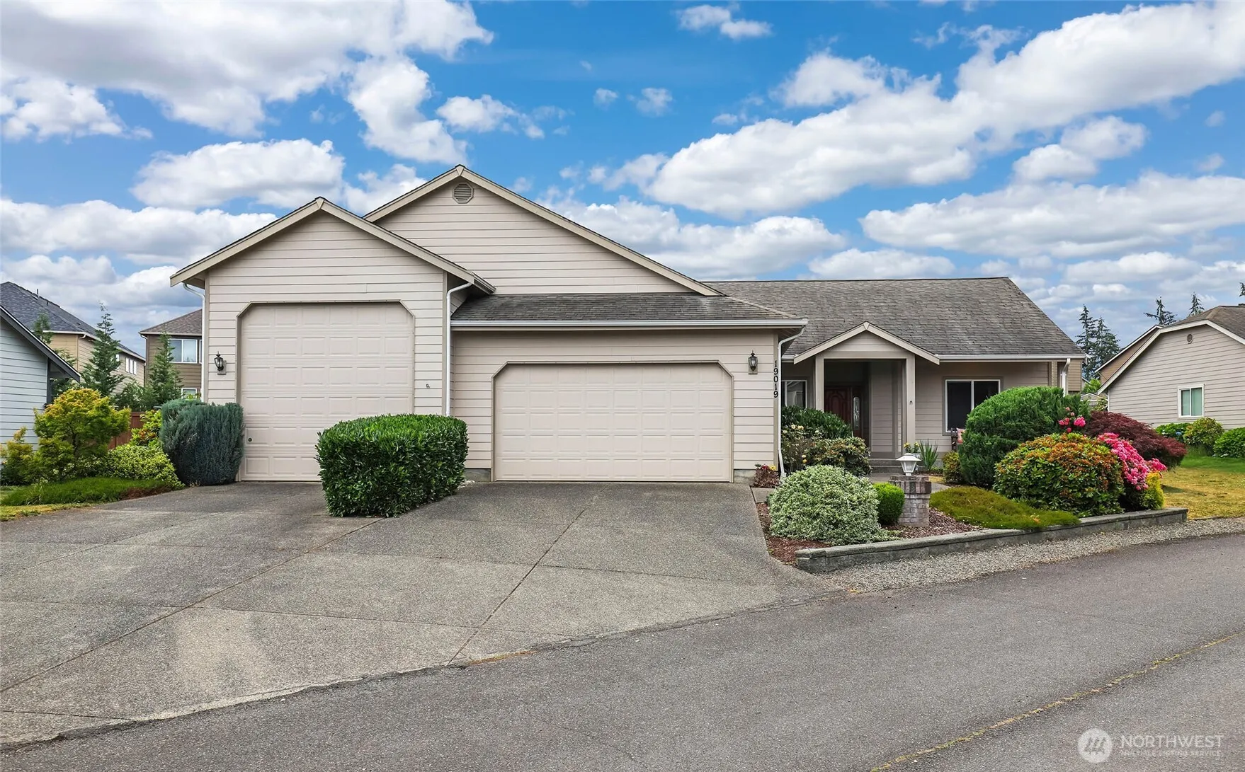 Property photo for 19019 104th Avenue E, Puyallup