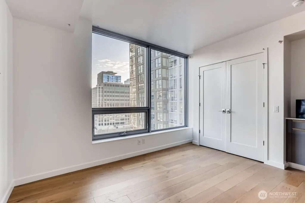 Property photo for 1808 Minor Avenue #2403, Seattle photo 5