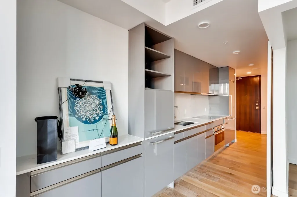 Property photo for 1808 Minor Avenue #2403, Seattle
