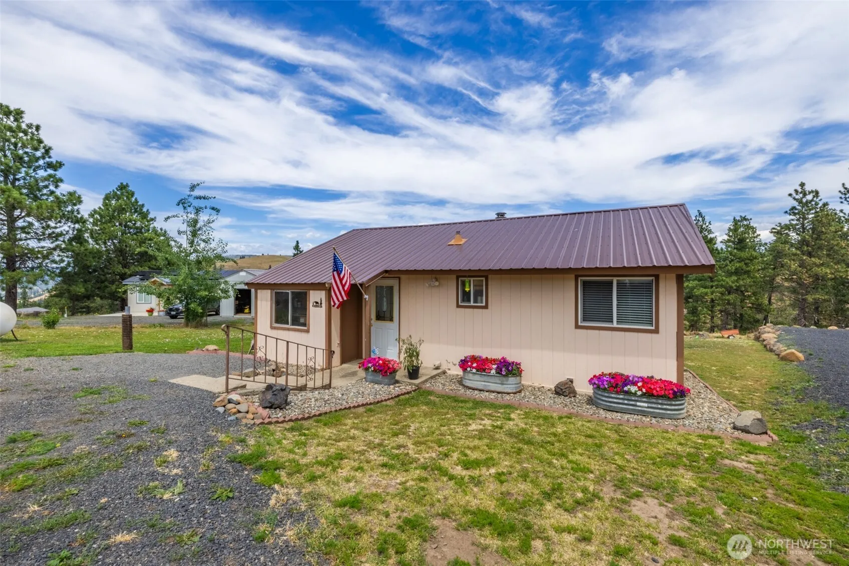 Property photo for 270 Ridge Loop Road, Cle Elum