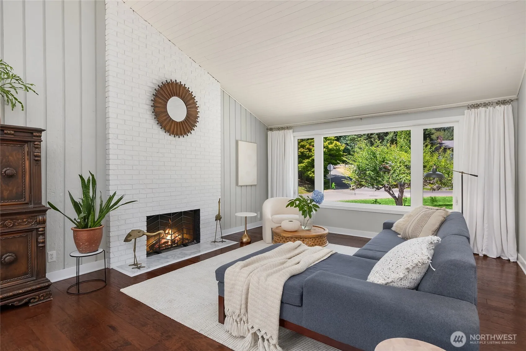 Property photo for 7563 Ne Emerald Way, Bainbridge Island photo 5