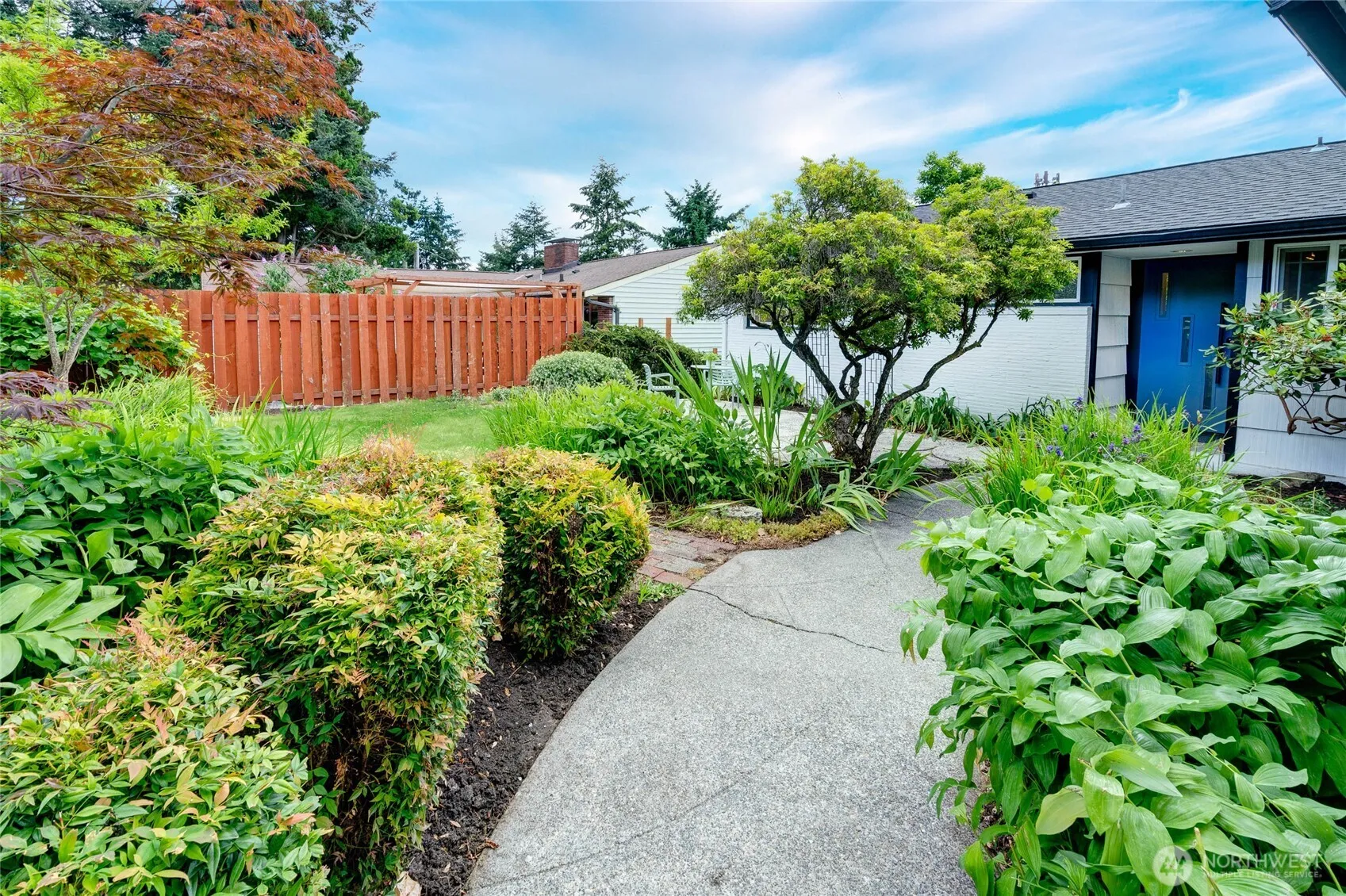 Property photo for 13322 3rd Avenue Ne, Seattle photo 3