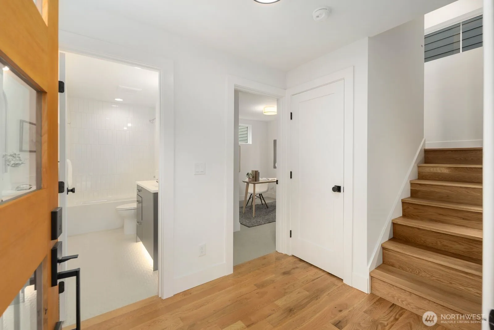 Property photo for 3932 S Angeline Street, Seattle photo 2