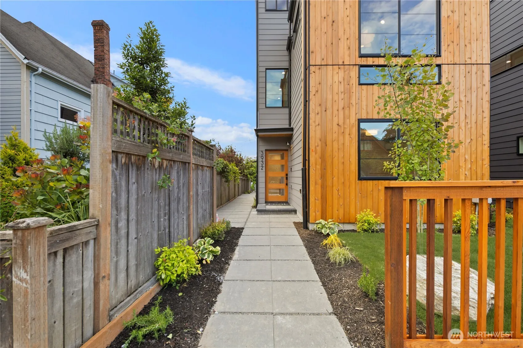 Property photo for 3932 S Angeline Street, Seattle