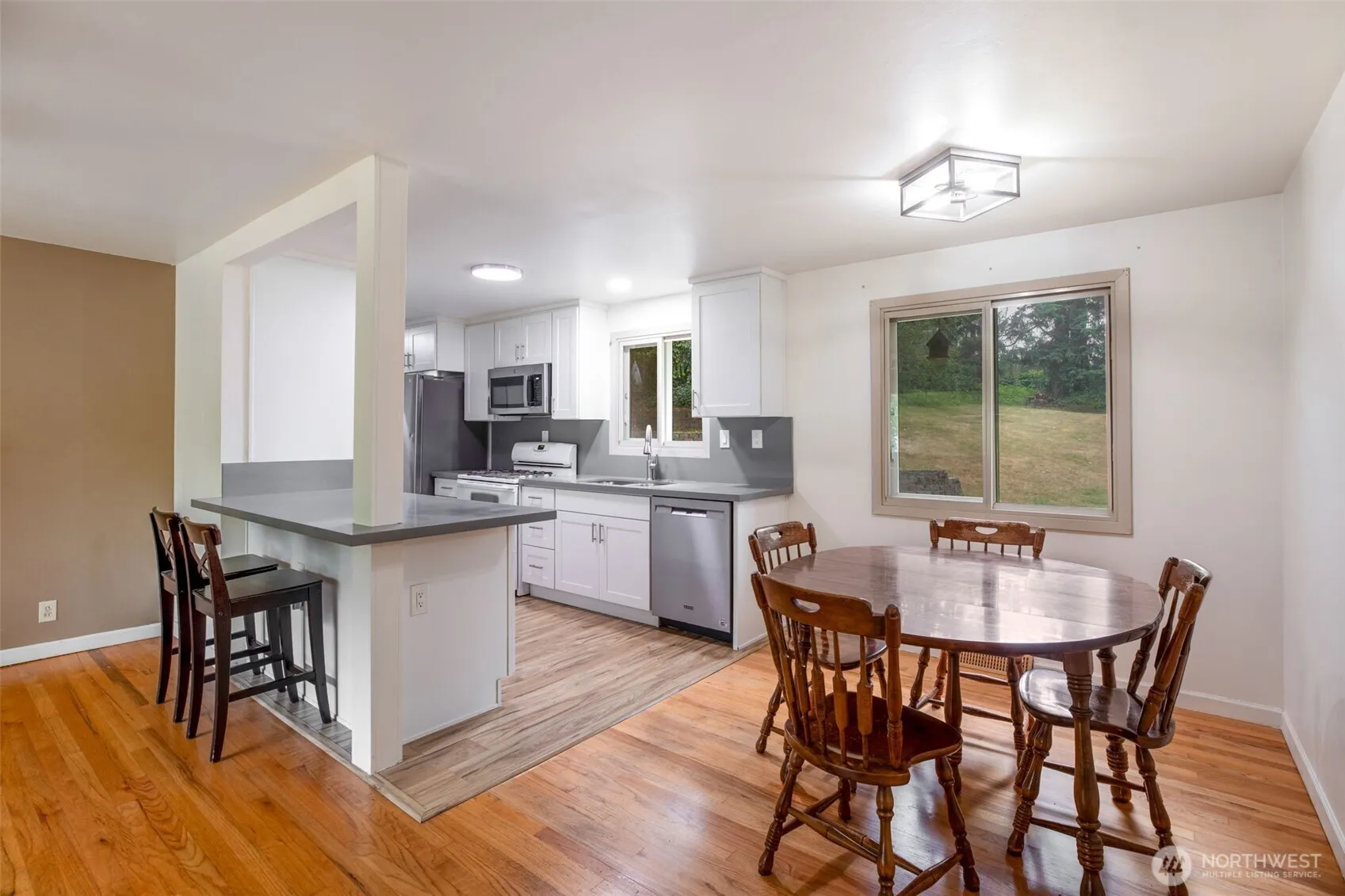 Property photo for 1022 S 197th Street, Des Moines photo 5