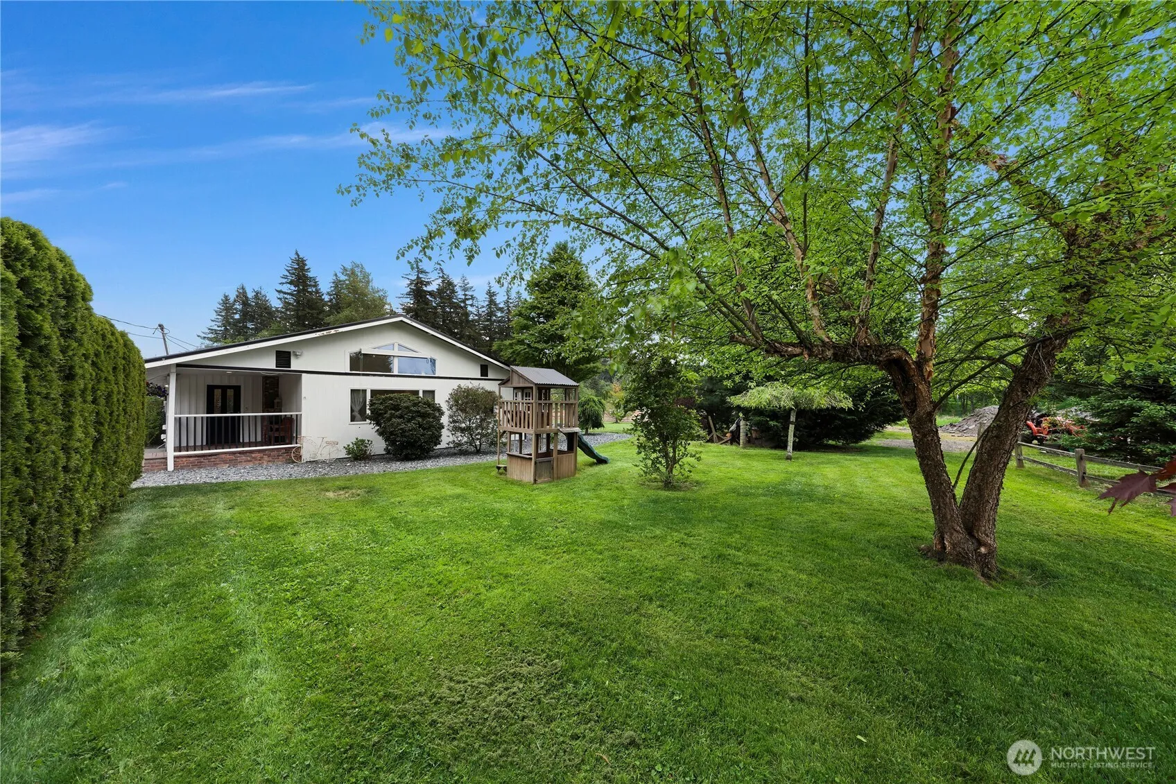 Property photo for 5144 Hannegan Road, Bellingham photo 2