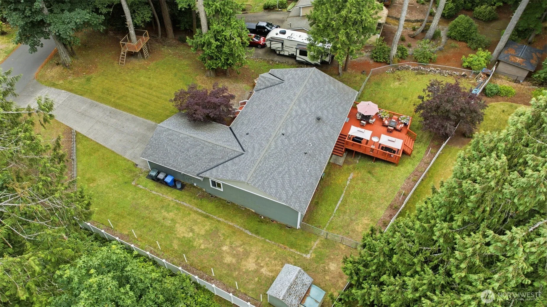 Property photo for 114 Madrona Drive Nw, Gig Harbor photo 4
