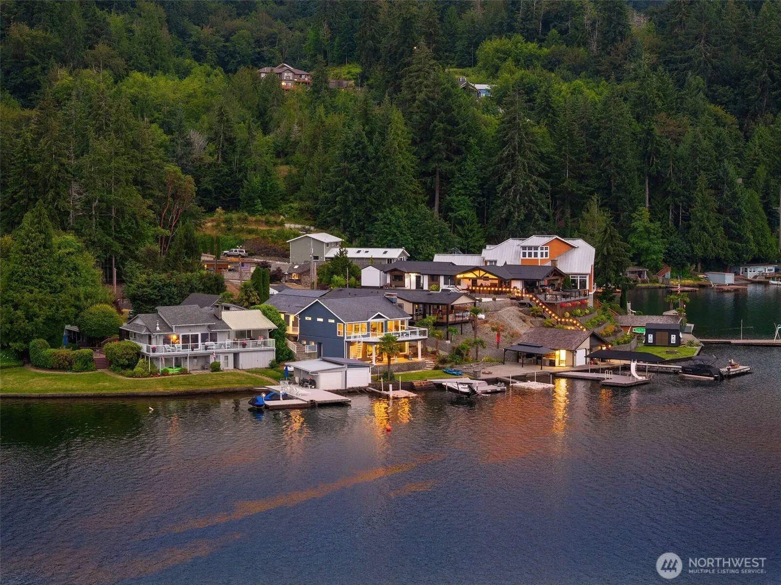 Property photo for 1033 Summit Lake Circle Nw, Olympia photo 3