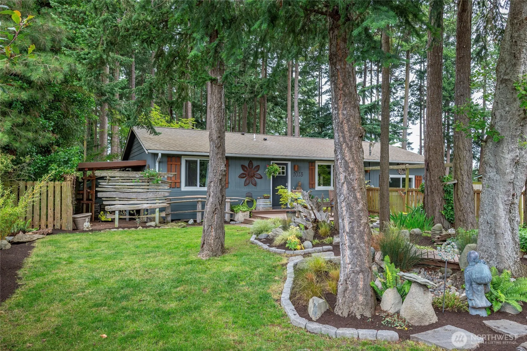 Property photo for 1013 Carl Avenue, Oak Harbor