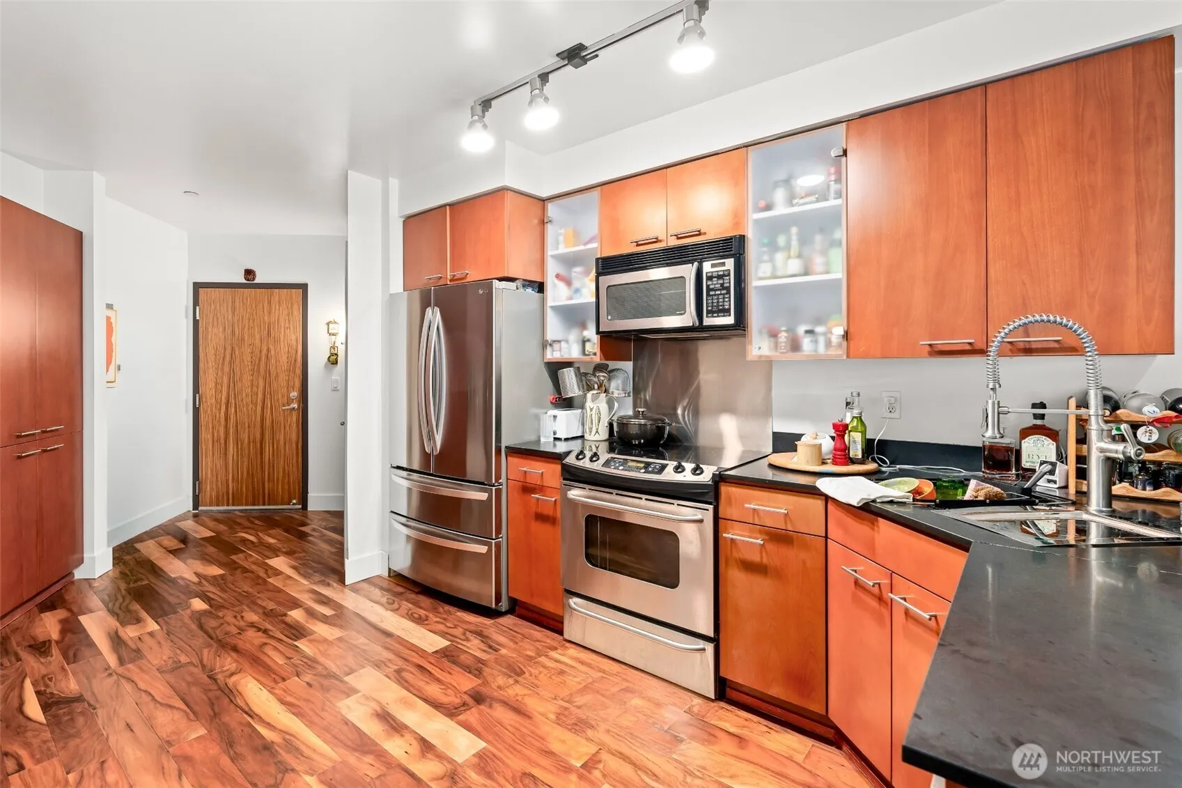 Property photo for 159 Denny Way #313, Seattle photo 5