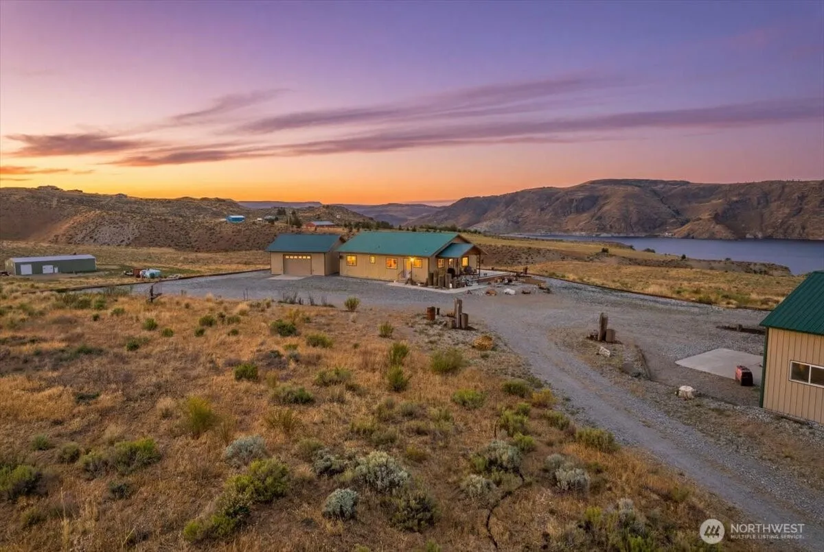 Property photo for 44495 Sr 174 N, Grand Coulee