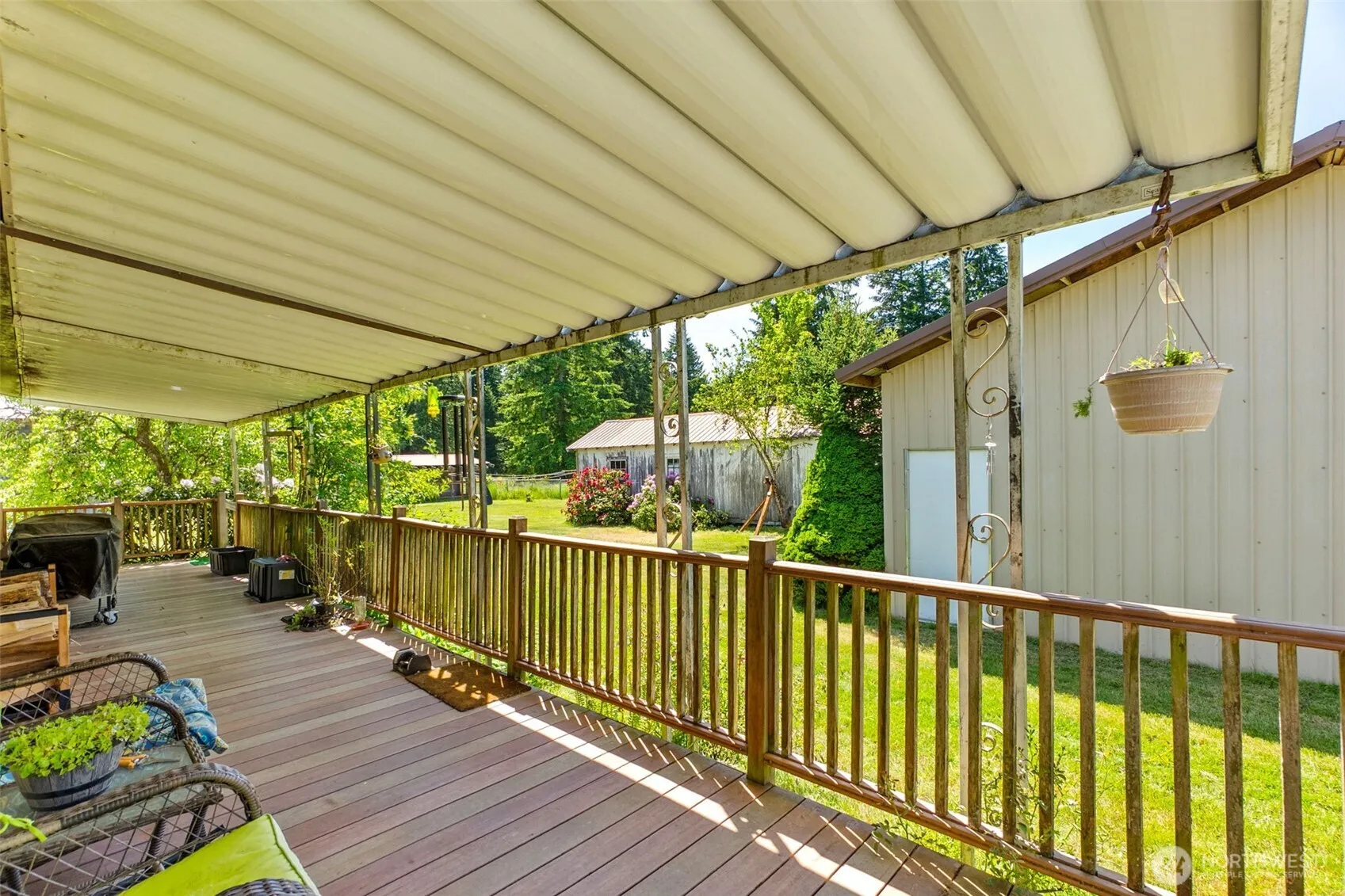 Property photo for 10739 128th Avenue Se, Rainier photo 5