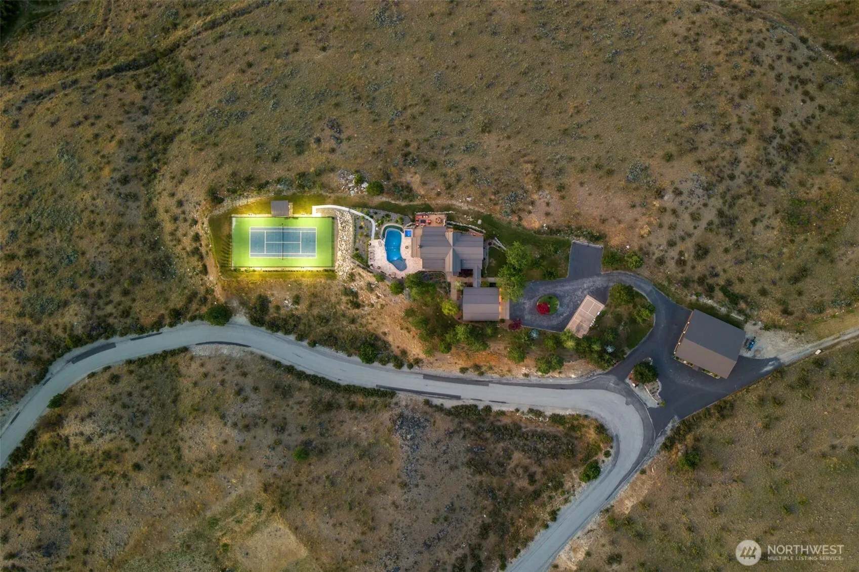 Property photo for 340 Hawks Meadow Road, Chelan photo 4