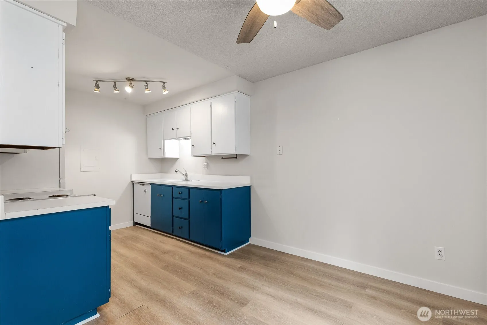 Property photo for 5630 200th Street Sw #b313, Lynnwood photo 5