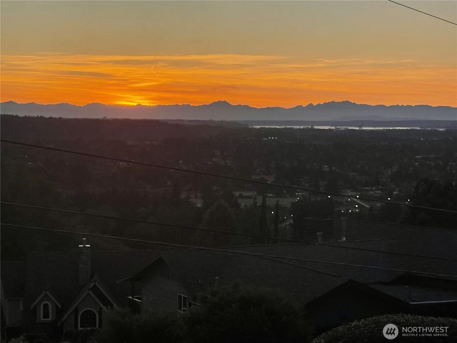 Property photo for 2025 5th Street Se, Puyallup photo 3