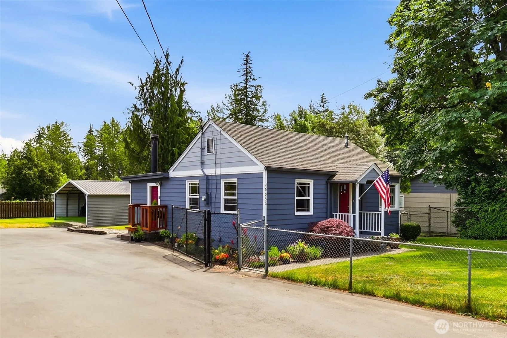 Property photo for 36050 Military Road S, Auburn