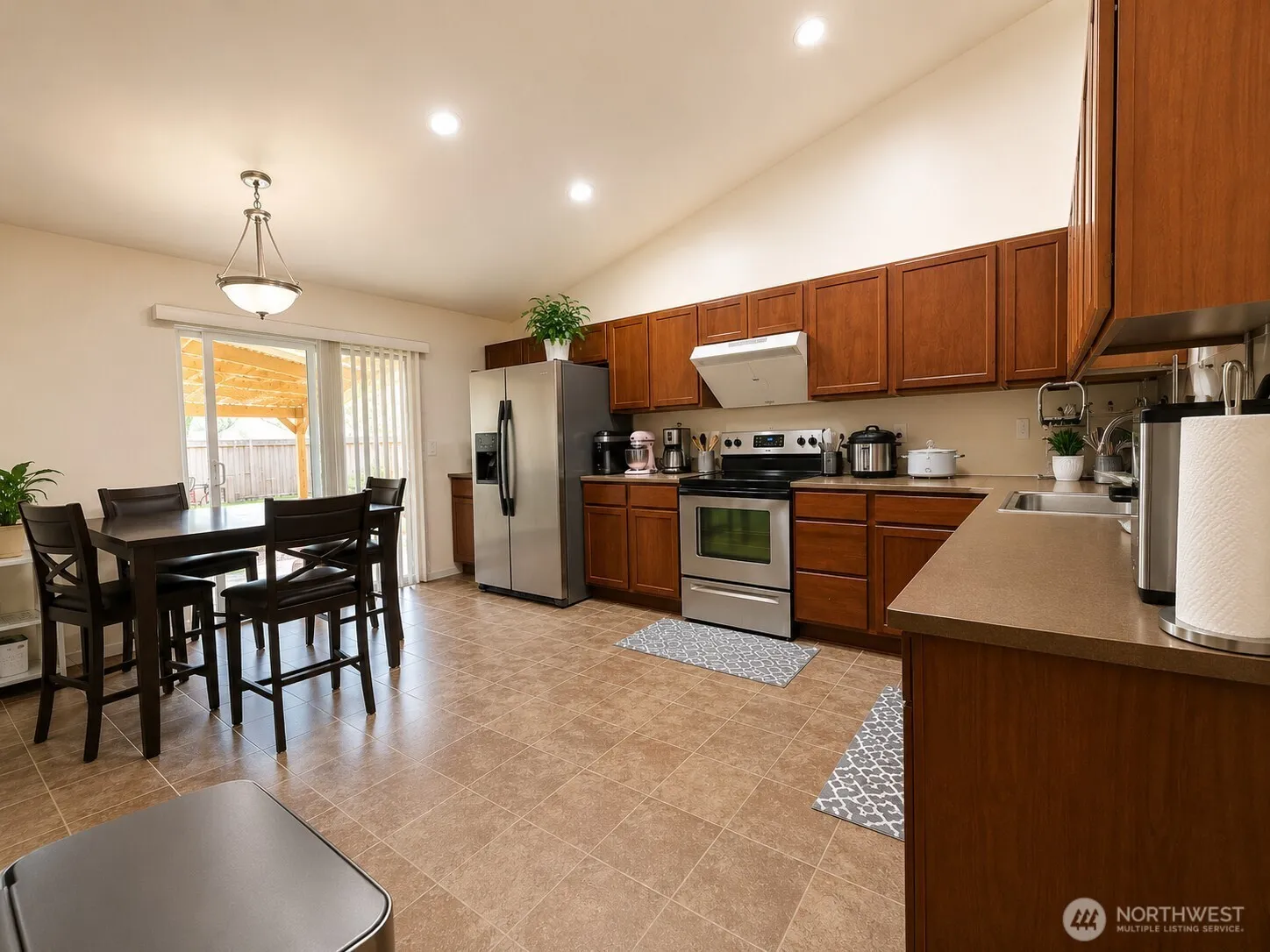 Property photo for 12503 Se 259th Place, Kent photo 5