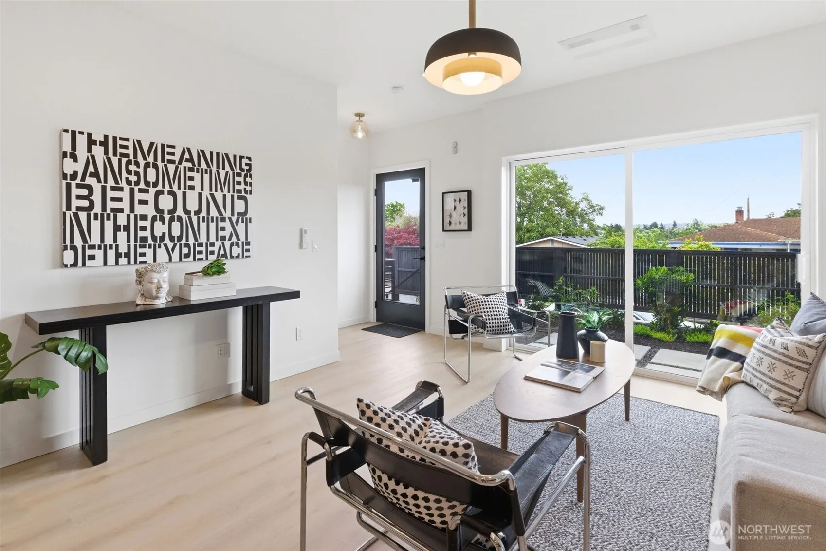 Property photo for 4517 35th Avenue S #e, Seattle photo 4