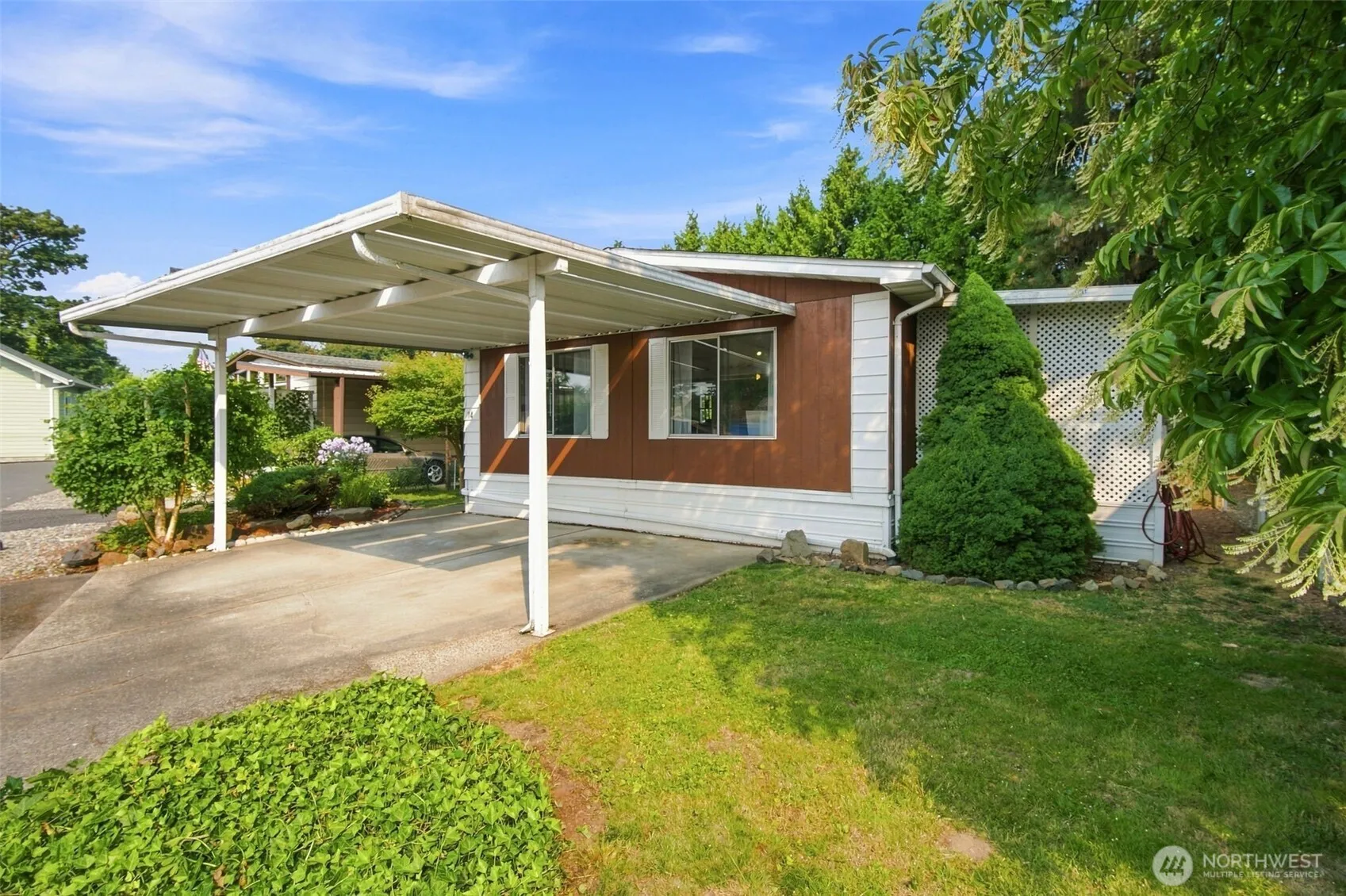 Property photo for 1510 Maple Lane #34, Kent