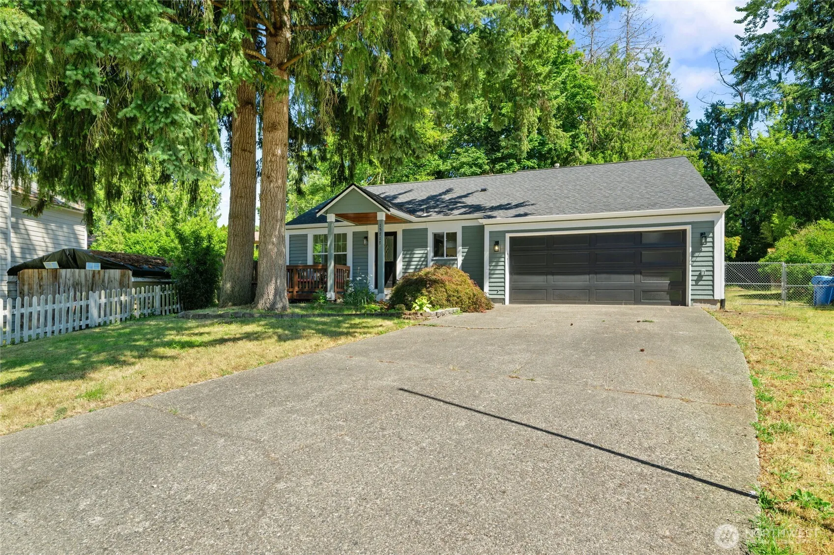 Property photo for 15717 97th Avenue Ct E, Puyallup photo 2