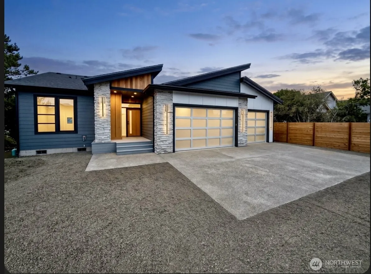 Property photo for 887 Texmar Avenue Sw, Ocean Shores