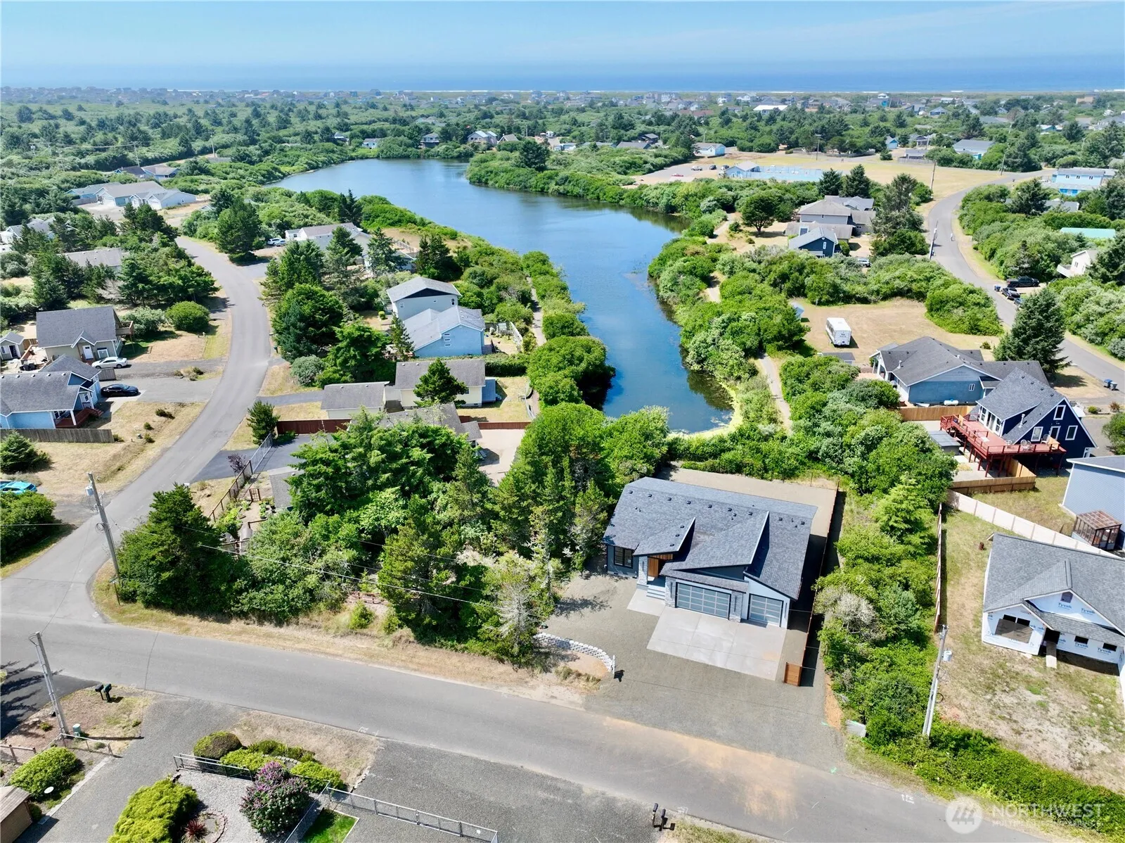 Property photo for 887 Texmar Avenue Sw, Ocean Shores