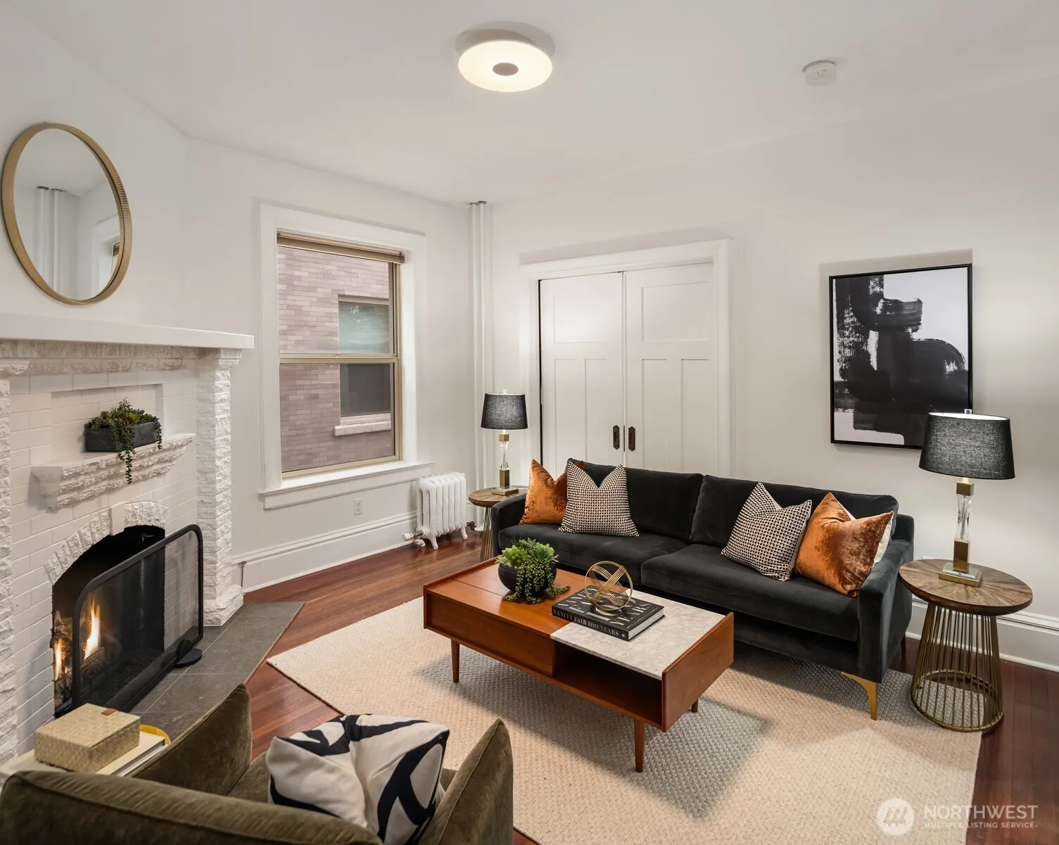 Property photo for 129 Warren Avenue N #g, Seattle photo 4